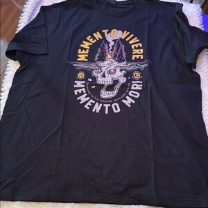 Memento Vivere Memento Mori Essential T-Shirt